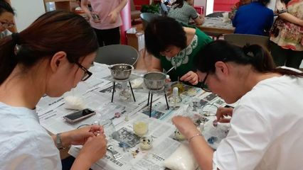 手作香熏蠟燭，送你滿(mǎn)屋芳香——滬東街道總工會(huì)開(kāi)展香熏蠟燭制作活動(dòng)